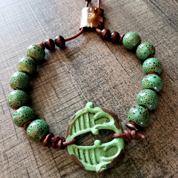 Handcrafted Artisan Men's Adjustable Bracelet - Picture 1 of 5